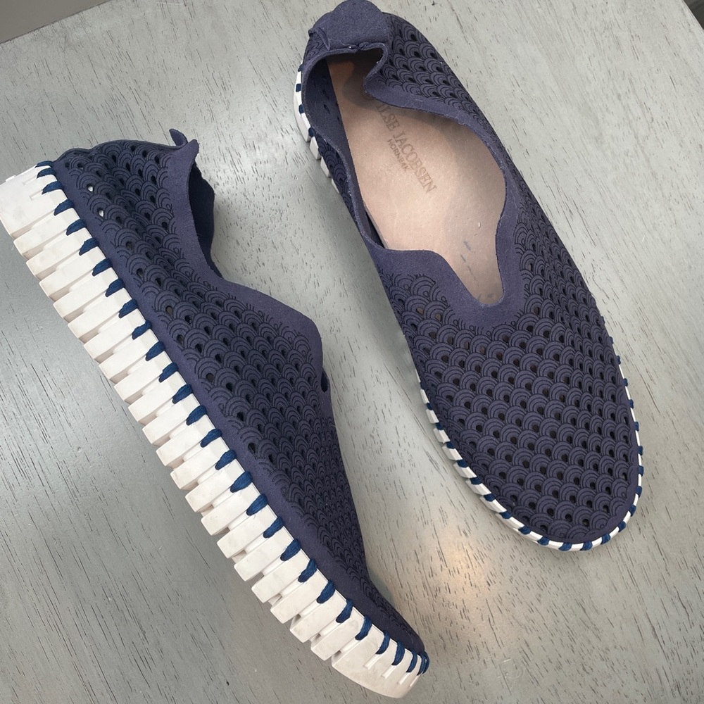 Ilse Jacobsen Navy Tulip 139, size 39